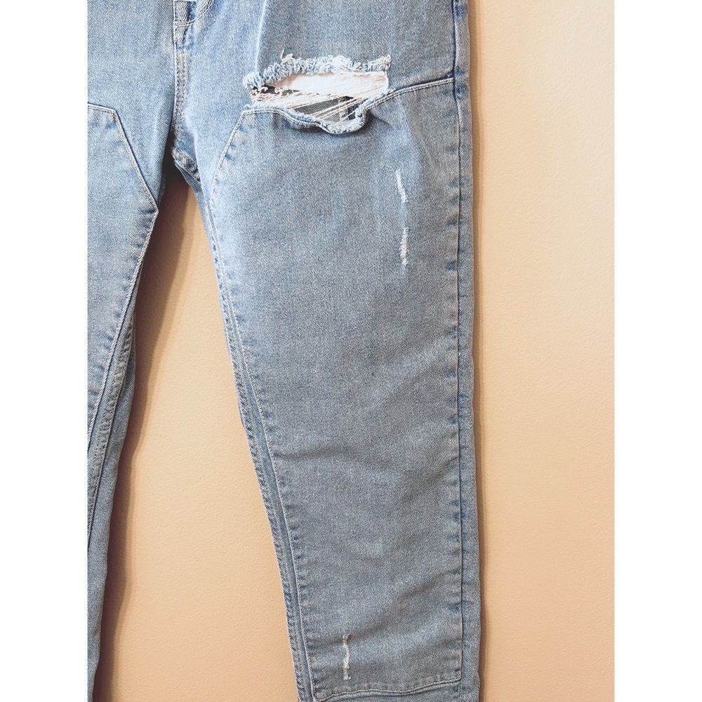 ASOS Design Distressed Patchwork Jeans - Picture 4 of 5